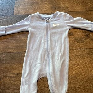 newborn nike sleeper
